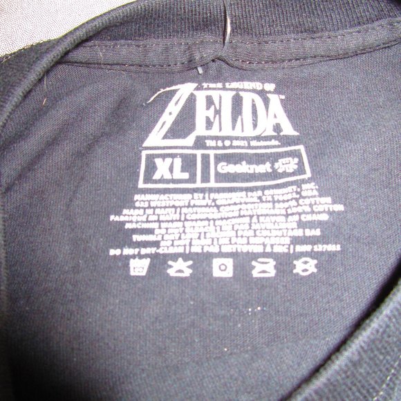 The Legend Of Zelda T-Shirt Size XLARGE - Picture 7 of 10
